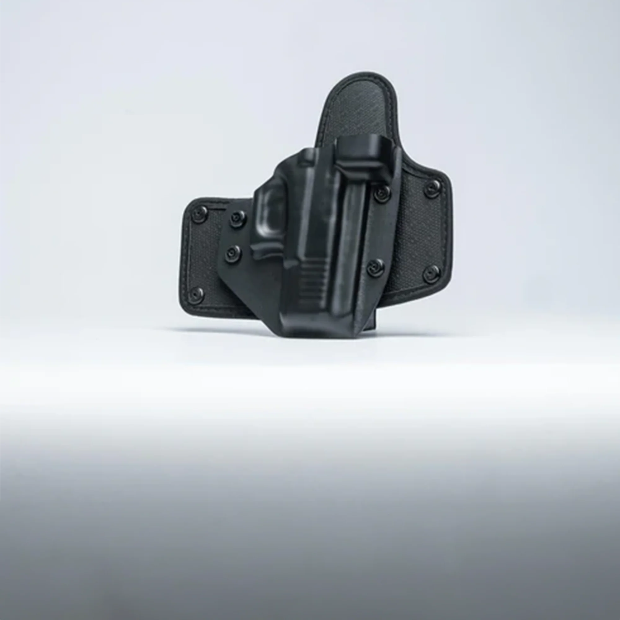Cloak Belt Holster for Smith & Wesson Shield - Image 10