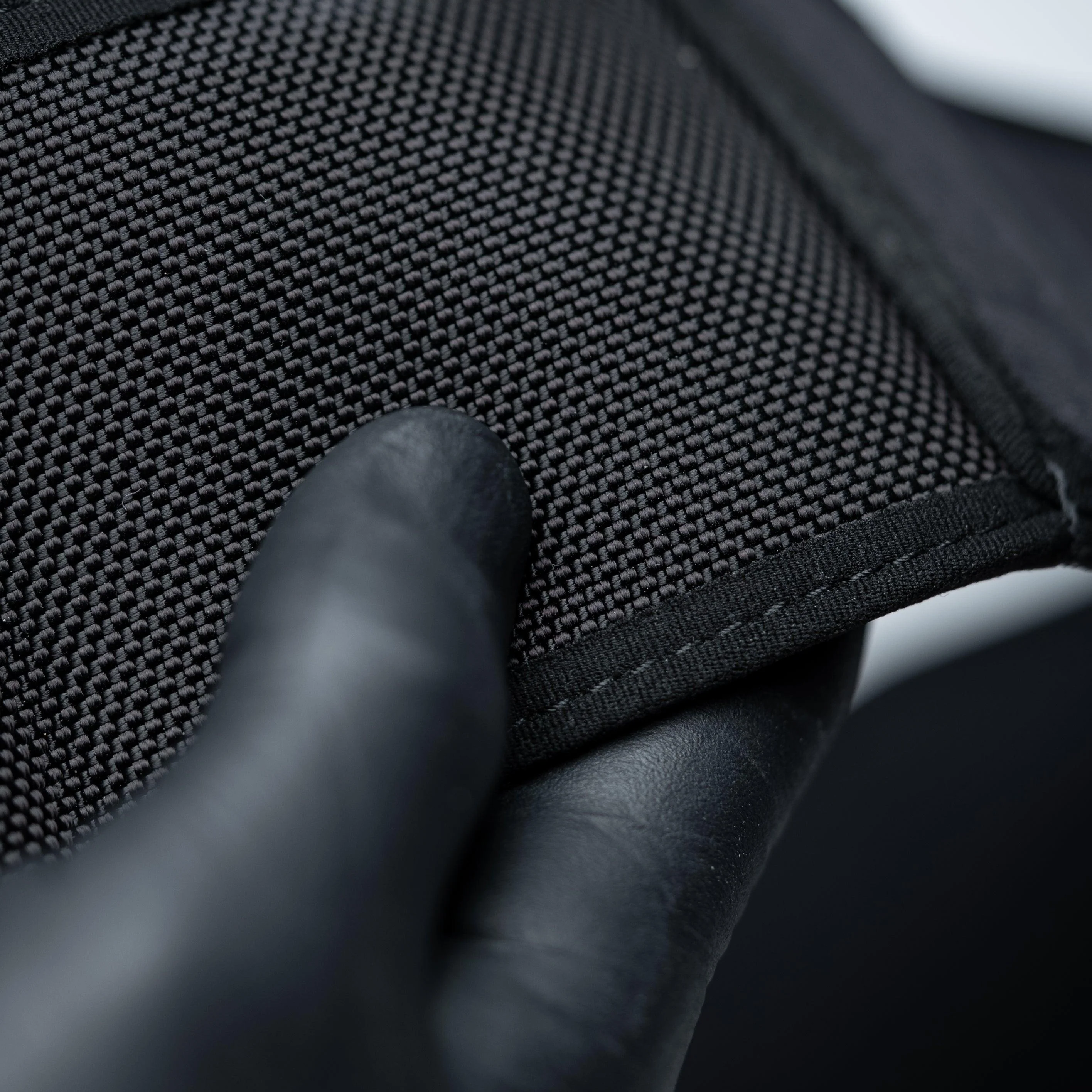 Sport Tuck Belly Band - Image 4